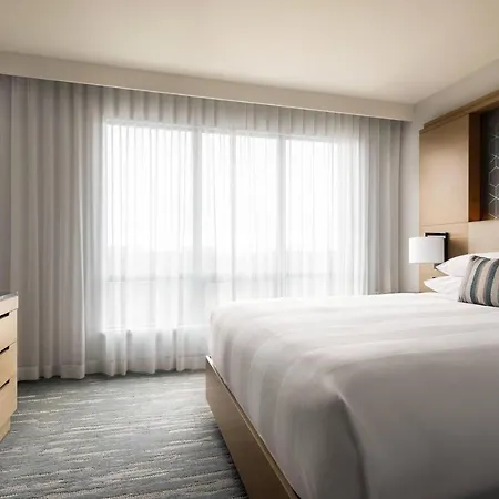 Vancouver Airport Marriott Hotel Richmond Exterior photo